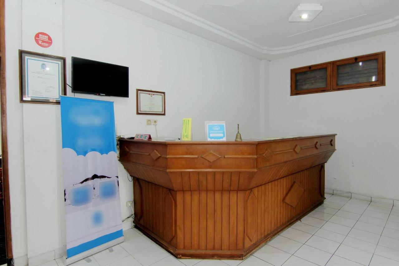 Hotel Fevytra Syariah Jogjacarta Exterior foto